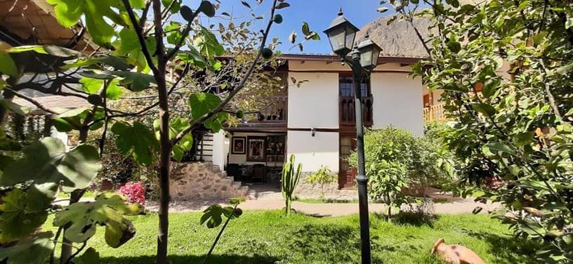 Hotel Casablanca Ollantaytambo Exterior photo