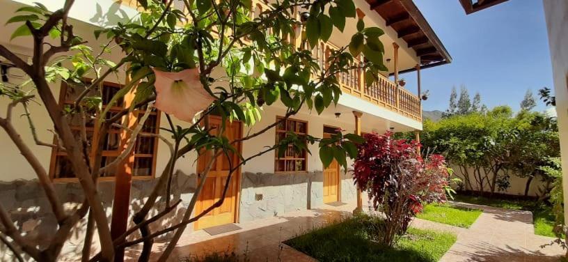Hotel Casablanca Ollantaytambo Exterior photo